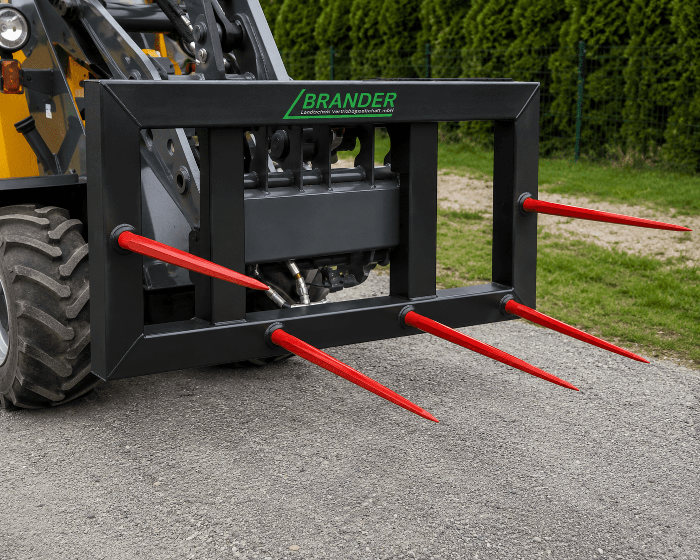 Cadre pour balles avec attelage européen | Porte-balles à 4 pointes