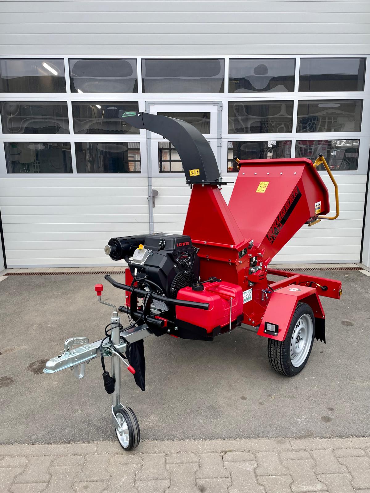 BRUGGER HX14 wood chipper with petrol engine - road legal
