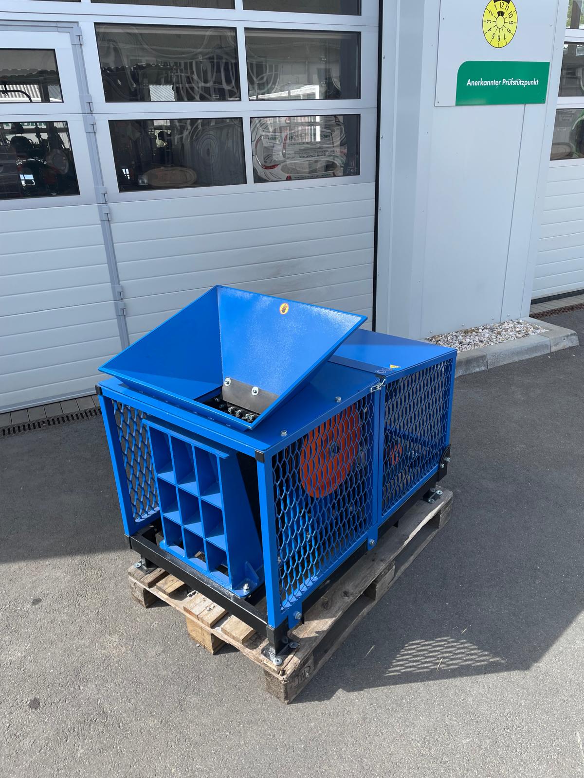 Backenbrecher B300 - Benzinmotor 13PS