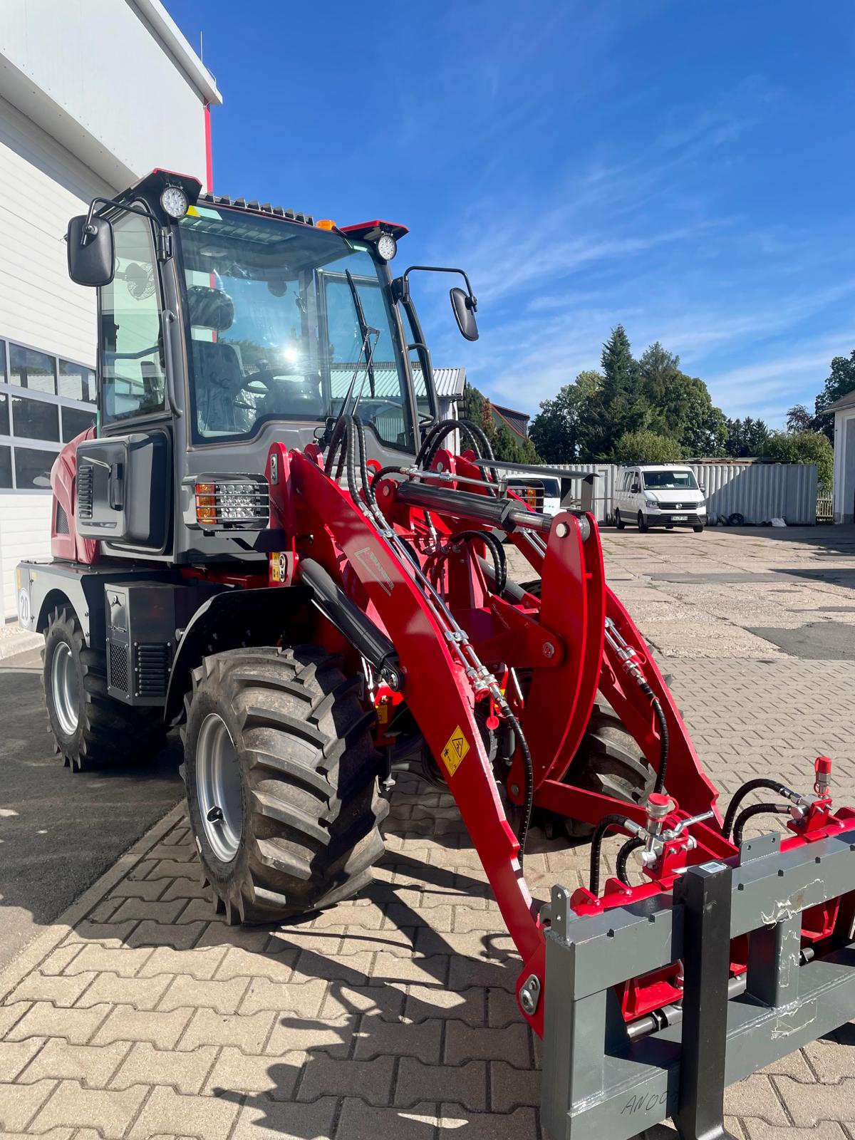 telehandler, Gabelstapler, Frontlader, rote Maschine, landwirtschaftliche Ausrüstung