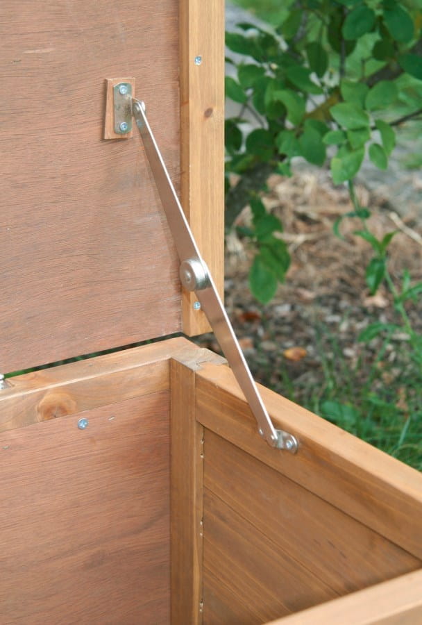 Wooden chicken coop - 146 x 74 x 80cm