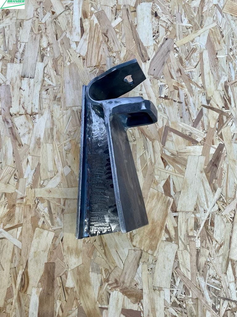 HW80 Kipplagerbock unten - Nr.21