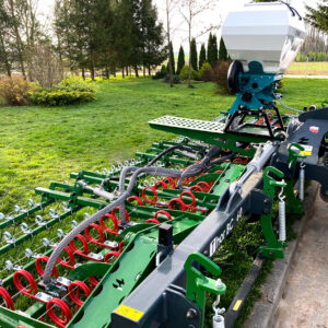 landwirtschaftlicher Anbau, Pflüge/Grubber, Grubber-Requisiten, Grünfarbene Maschine, Scheibenhacke