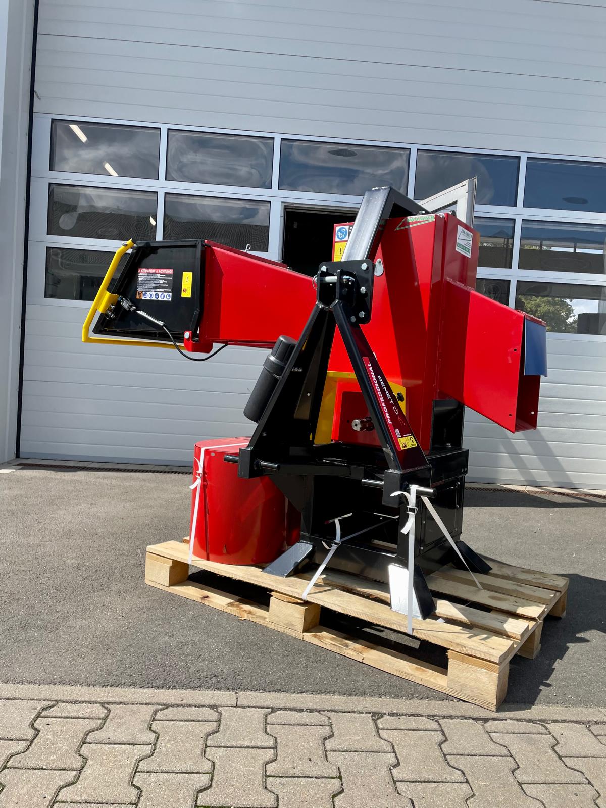 Remet CNC Holzhacker RP200 Zapfwelle | RED DRAGON Profi-Holzhacker bis 160 mm