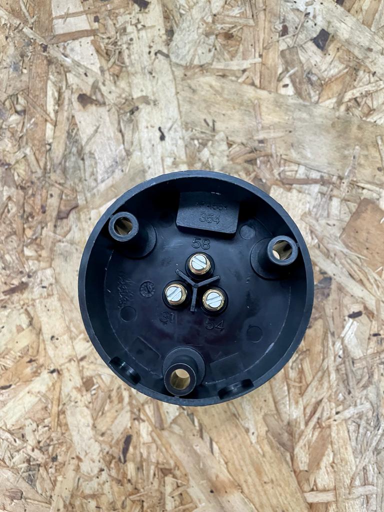 Steckdose 3-polig / Schraubanschluss / 16A / 6-24V