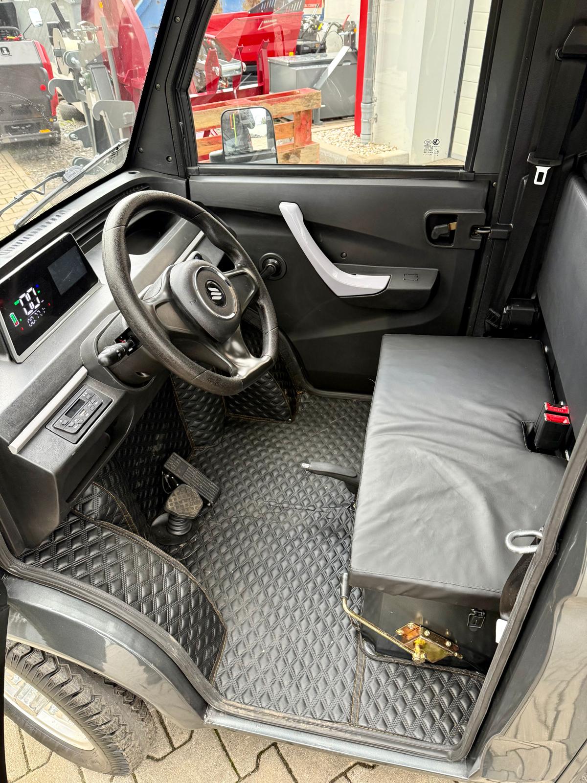 Cargo Runner Toro Electric Tipper – Electric Light Truck | 1500 W | High Payload | 40 km/h