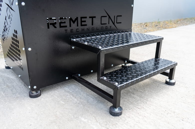 REMET CNC Technology Shredder 5,5kW mit 300x200mm Arbeitskammer für Recycling und Kunststoffzerkleinerung