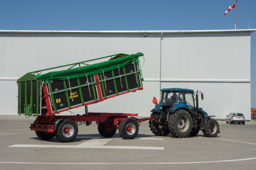 Traktor, Anhänger, Transportanhänger, Landmaschine, Grün/Grüner Schutz