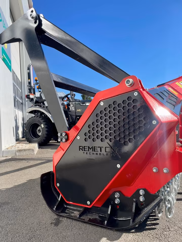 Remet CNC Forestry Mulcher F3-200 – Professional Mulcher 2000 mm | Forestry & Agriculture