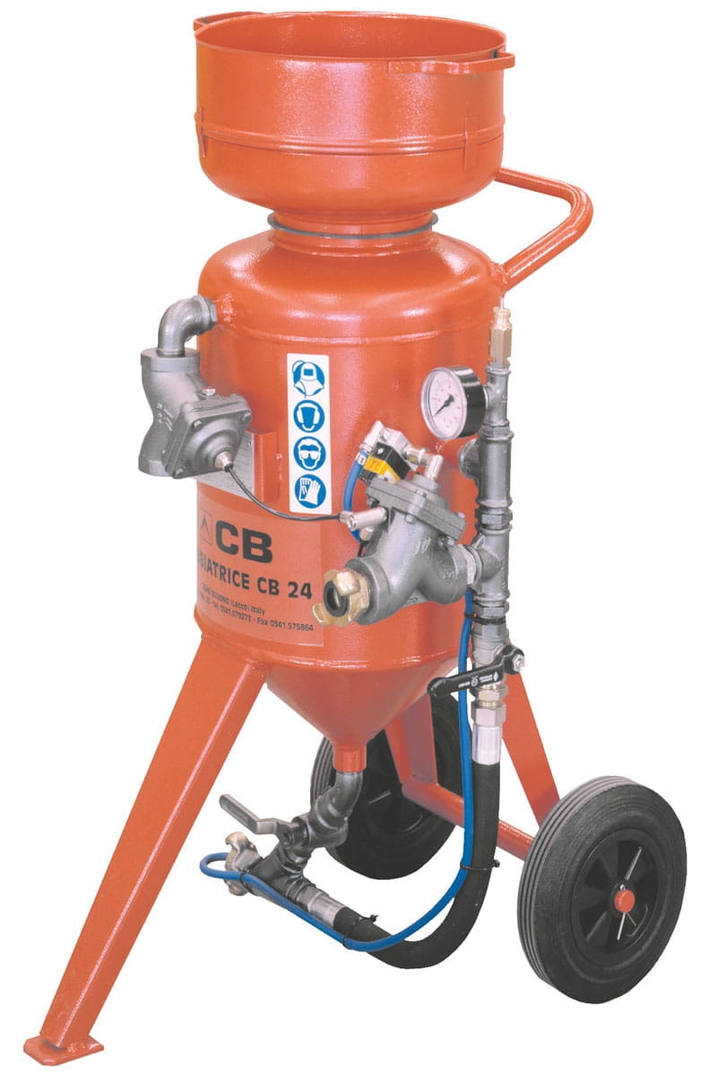 Sandstrahlgerät Modell CB 24-F-V2 mit Schlauch 16x30mm / 10m, M01& Start-Stop-Fernbedienung (Remote-