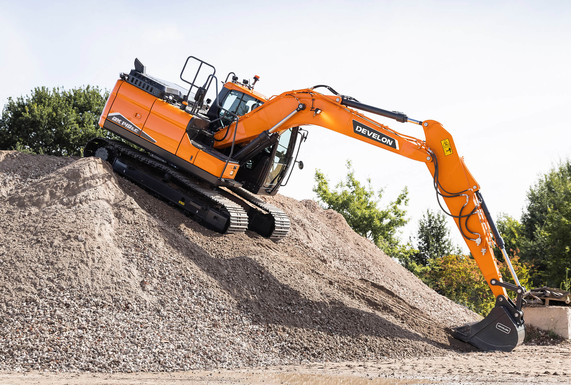 Raupenbagger Develon DX140LC-7