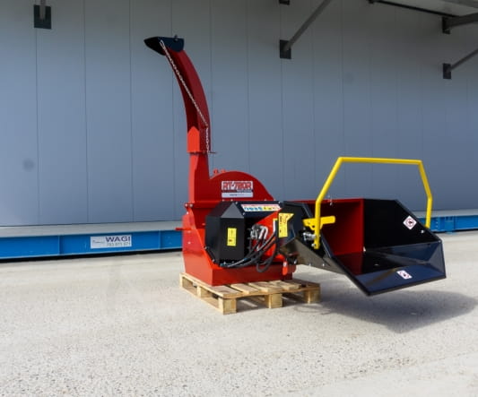 Remet RT-720R Wood Chipper – Professional disc chipper with hydraulic feed rollers | 170 mm wood thickness