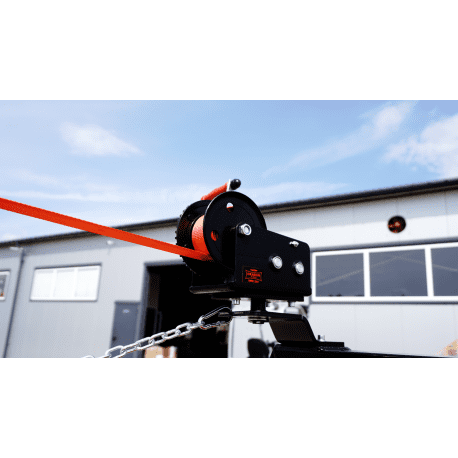 Remet CNC Holzhacker RP-200 mit Förderband 3m | Profi PTO-Holzhacker bis 16 cm