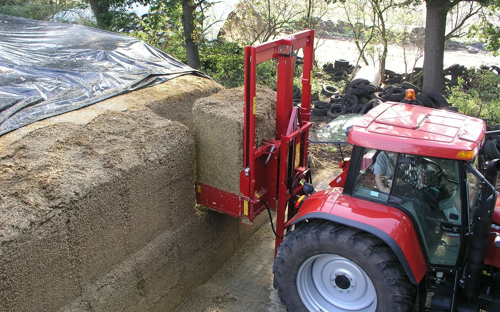 BvL Siloblockschneider V-LOAD Cutter Topstar – Präzise Silageentnahme mit Doppelmesser-System