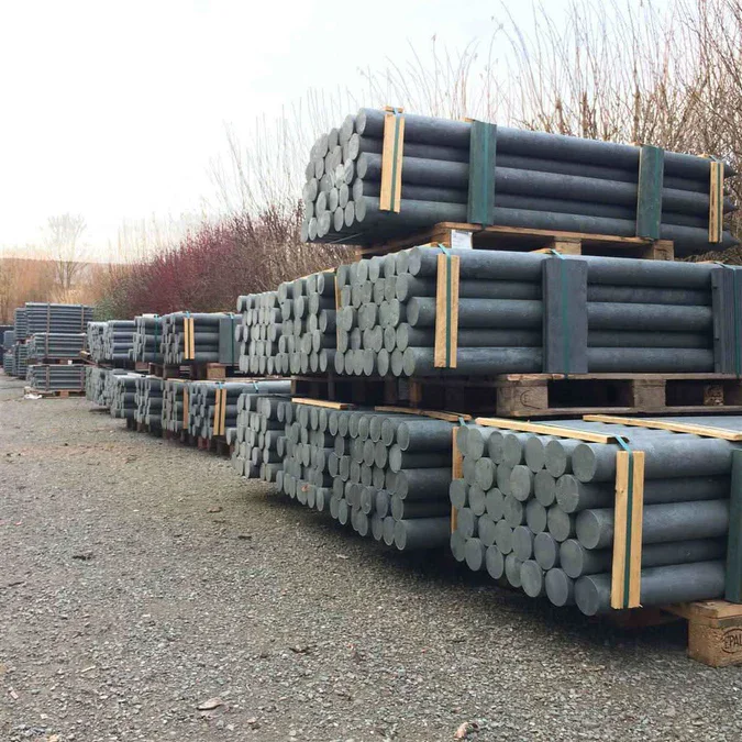300 poteaux de cl