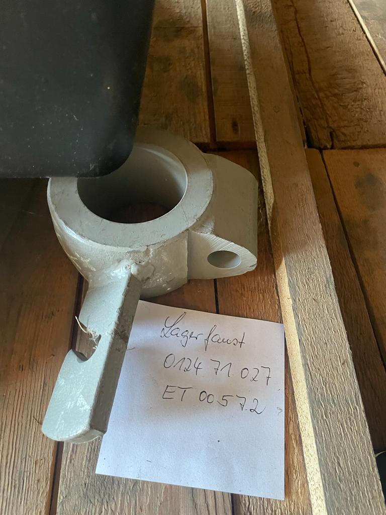 ET00572 LAGERFAUST 0124 71 027