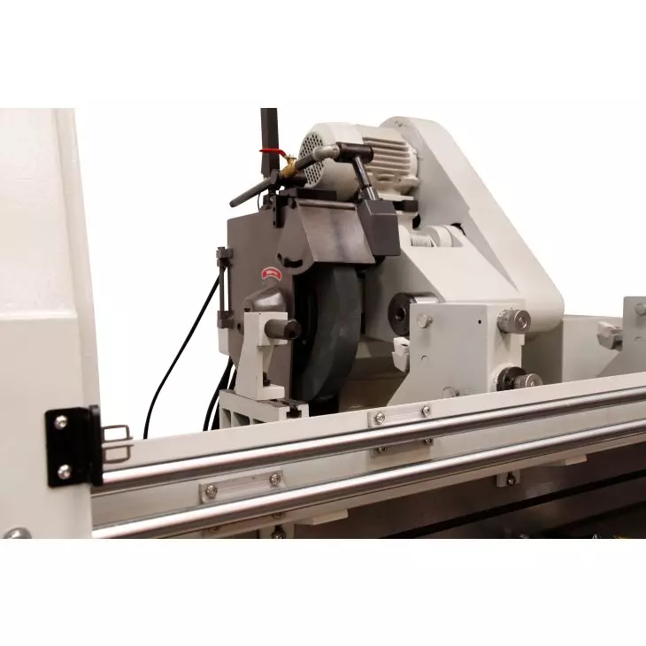 Elmag cylindrical grinding machine model CG 1500