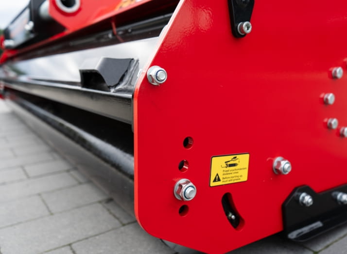 Remet CNC Schlegelmulcher 2,50 m PRO – Profi Mulcher mit Seitenverschiebung für Traktor Kat. 3