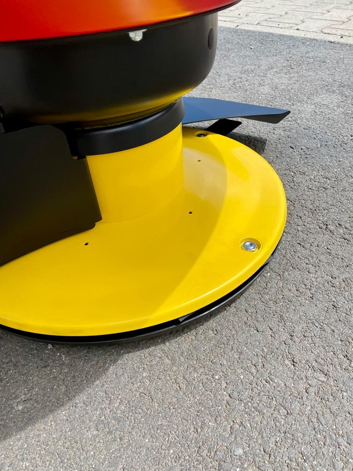 Brush cutter / Drum mower Vari BDR-720D + seat