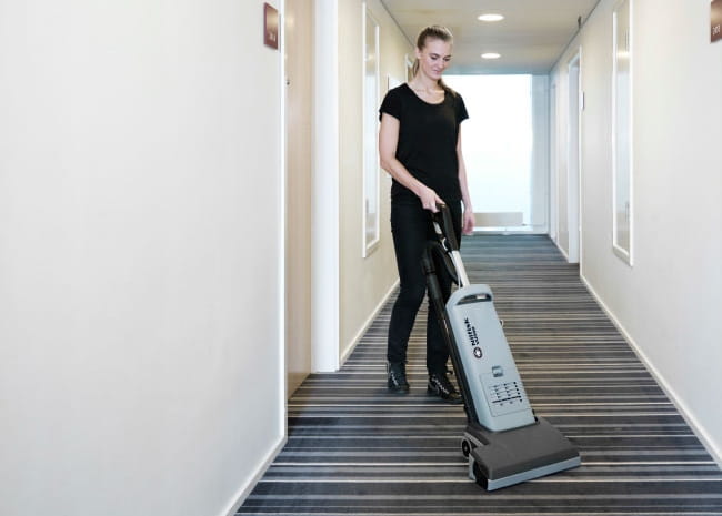 Nilfisk VU500 12" commercial vacuum cleaner – powerful professional vacuum cleaner with HEPA H13 filter, automatic brush height adjustment