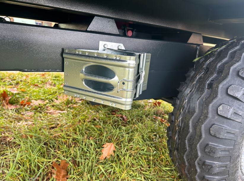 Single-axle three-way tipper trailer - 4T / 300x160x40cm with overrun brake