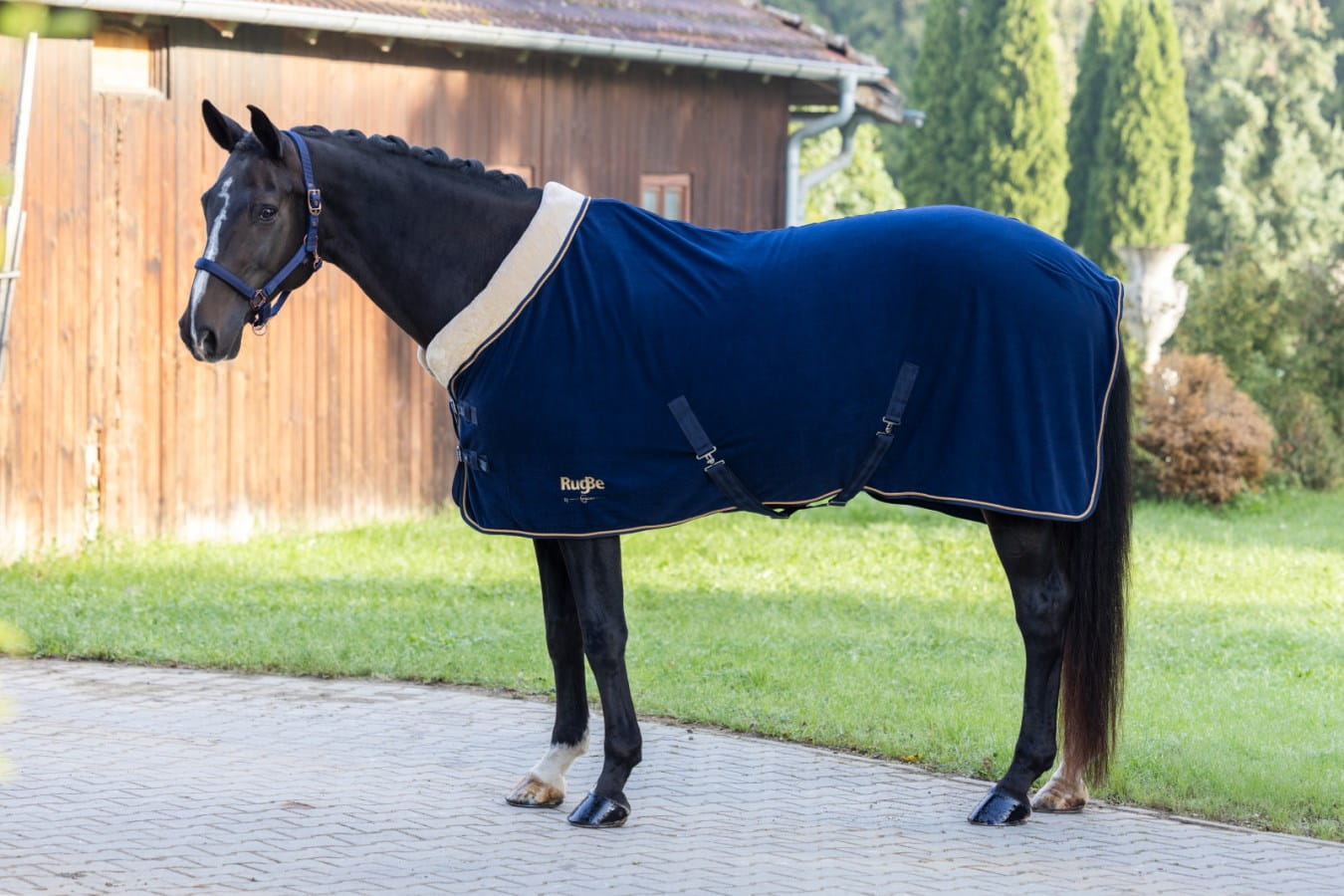 Fleecedecke RugBe Royal | superleichte Transport- und Abschwitzdecke