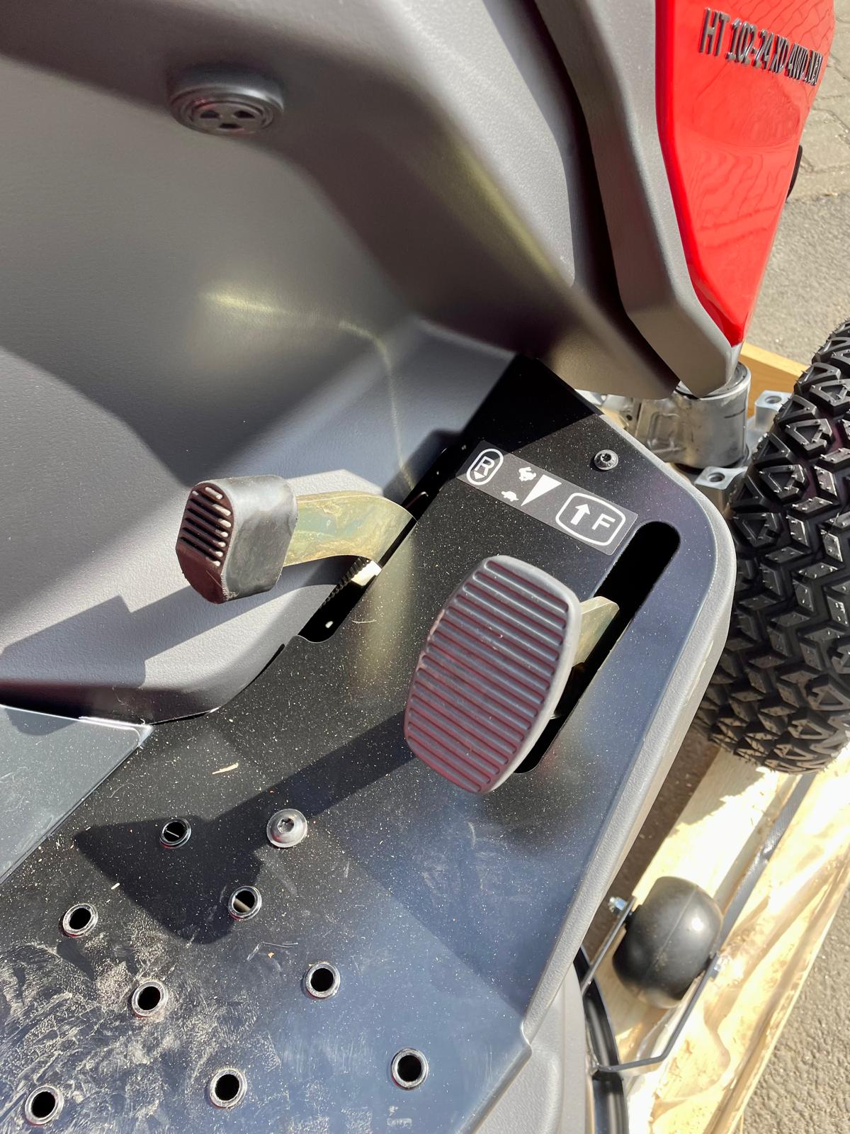 Herkules Rasentraktor HT 102-24 XD 4WD NEO – Profi-Allradtraktor mit 102 cm Mähwerk