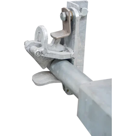 Patura additional locking mechanism for telescopic lifting barrier