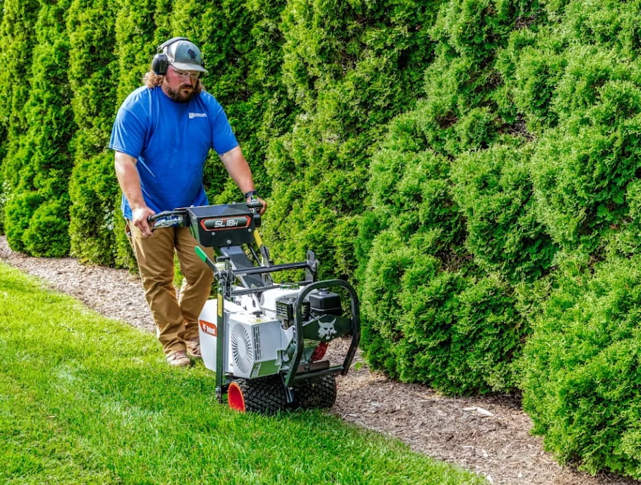 Bobcat SC18H Sodenschneider – Profi-Hydrostat-Sodenschneider mit 18" Arbeitsbreite