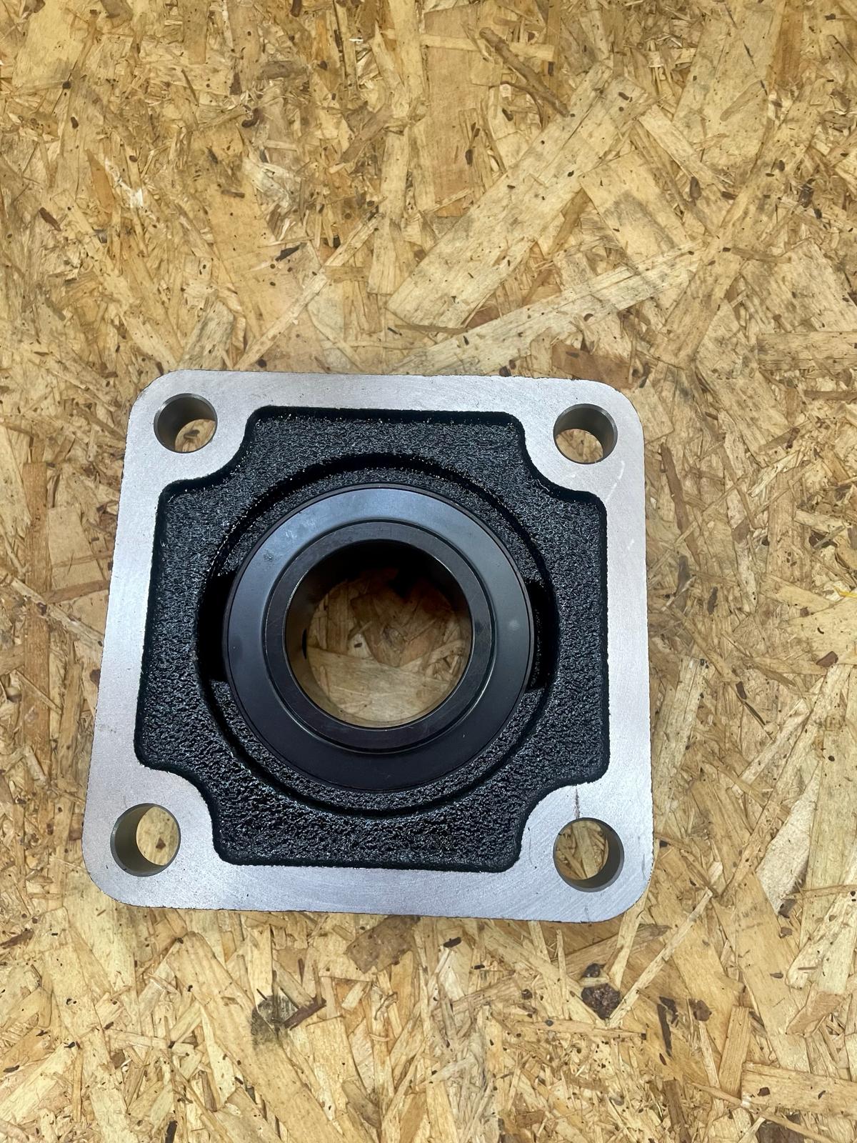 Spannlager komplett - passend zu Amazone M-017 / UCF510