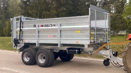Cynkomet Miststreuer 8.000 kg, Wandhöhe 1.000 mm, Zweikreisbremse