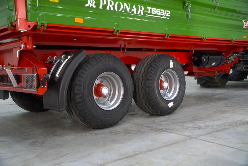 harvester trailer, dual tires, grüner rohr trailer, tandem-achse, stahlfelgen