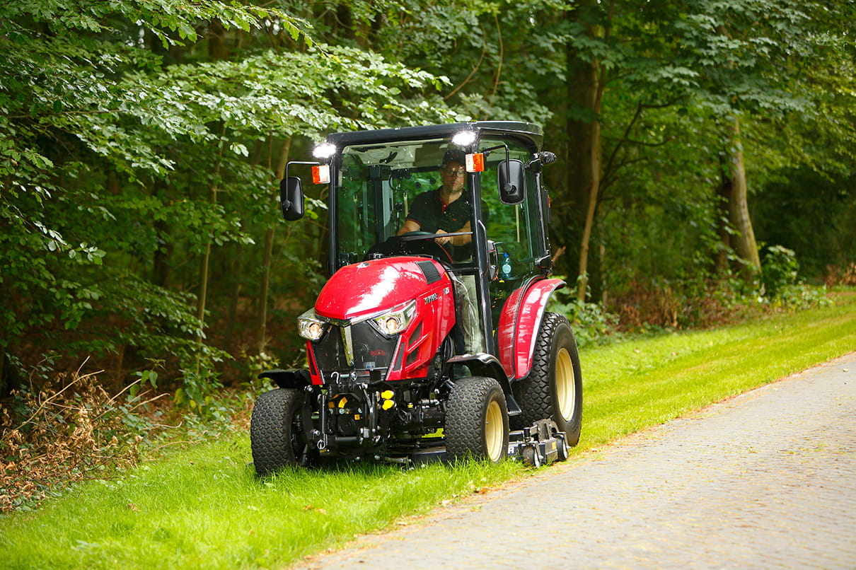 BL13403 Yanmar YT2 - 35PS Hydrostat