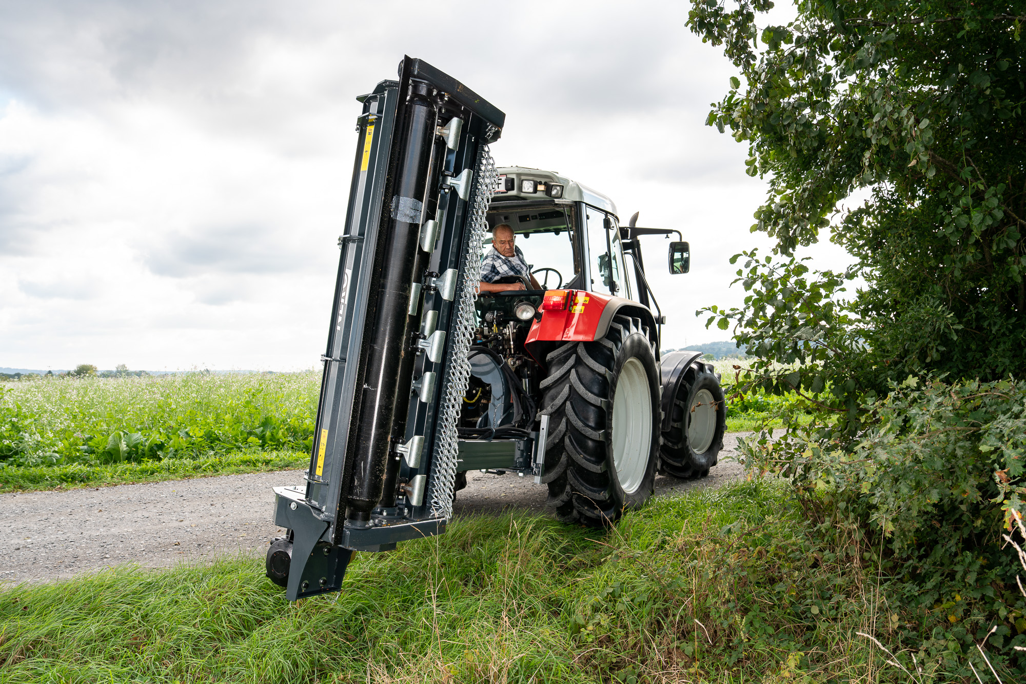 Böschungsmulcher Nero Serie RH – Mulcher für Böschungen, Gräben & Landschaftspflege