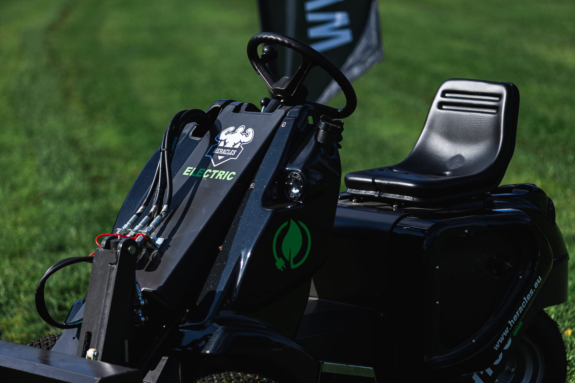 BL22597 Elektro Miniradlader Original Heracles H130E