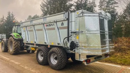 Cynkomet Miststreuer 14 t, 12,9 m³, S355-Aufbau, ADR-Achsen 100 mm