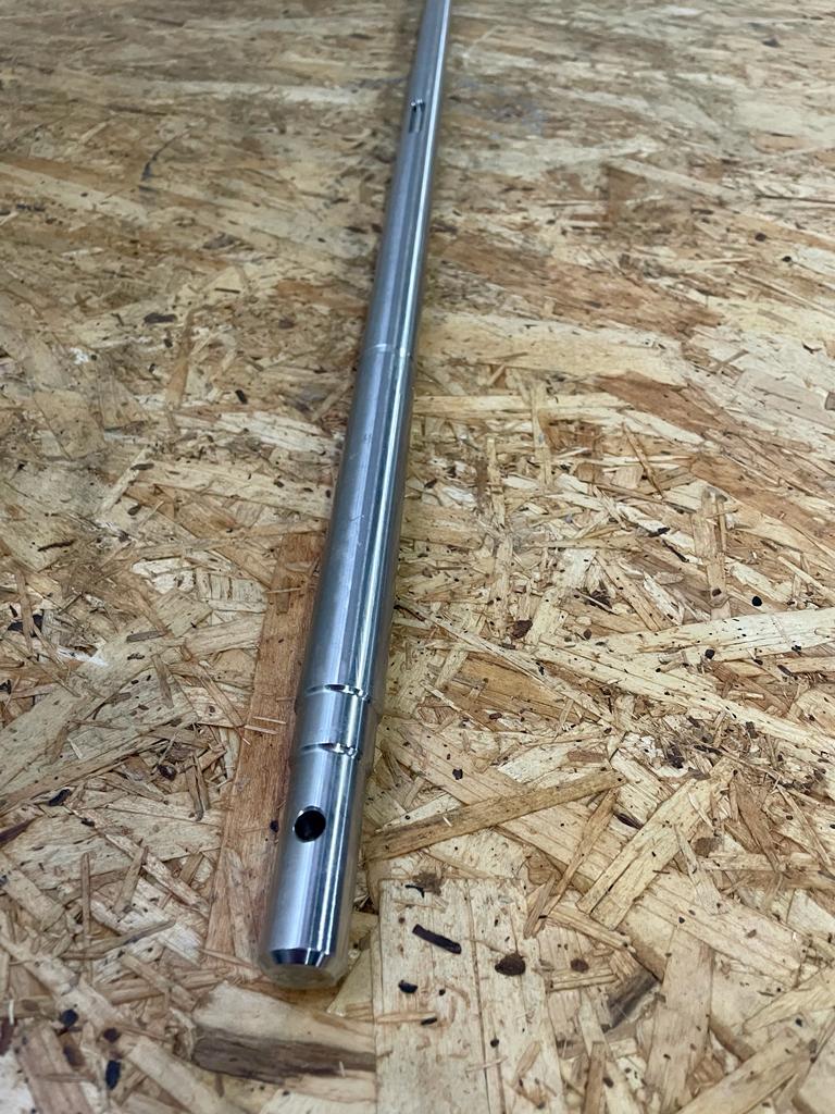 E007990 Amazone Rührwelle - 943530