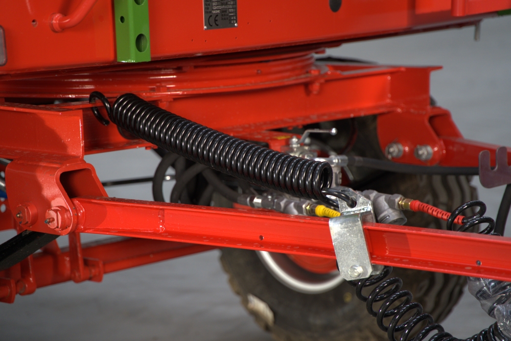 rote metallrahmen, maschinenteile, kupplung, coiled cable, radreifen