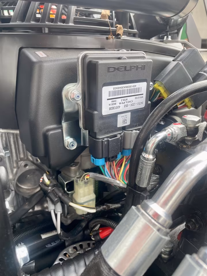 Herkules Raupenmäher mit Fernsteuerung – kompakter Böschungsmäher 24 PS für extreme Hanglagen