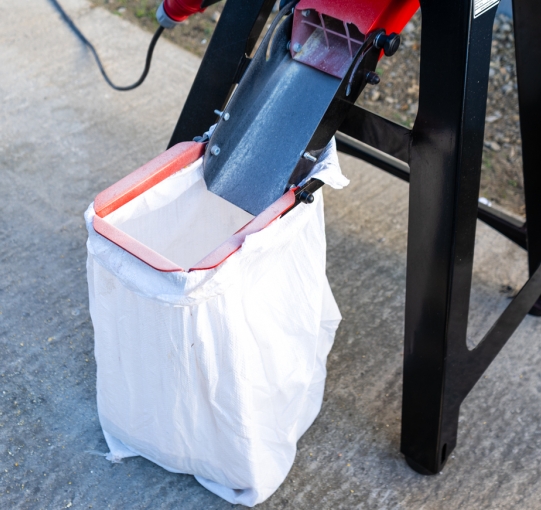 Getreidequetsche Remet CNC GX150 NEW – leistungsstarke Futterquetsche für Getreide & Hülsenfrüchte