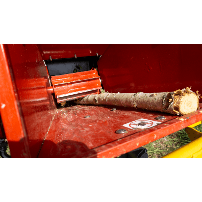 Remet CNC wood chipper RT630R - with hydraulic feed