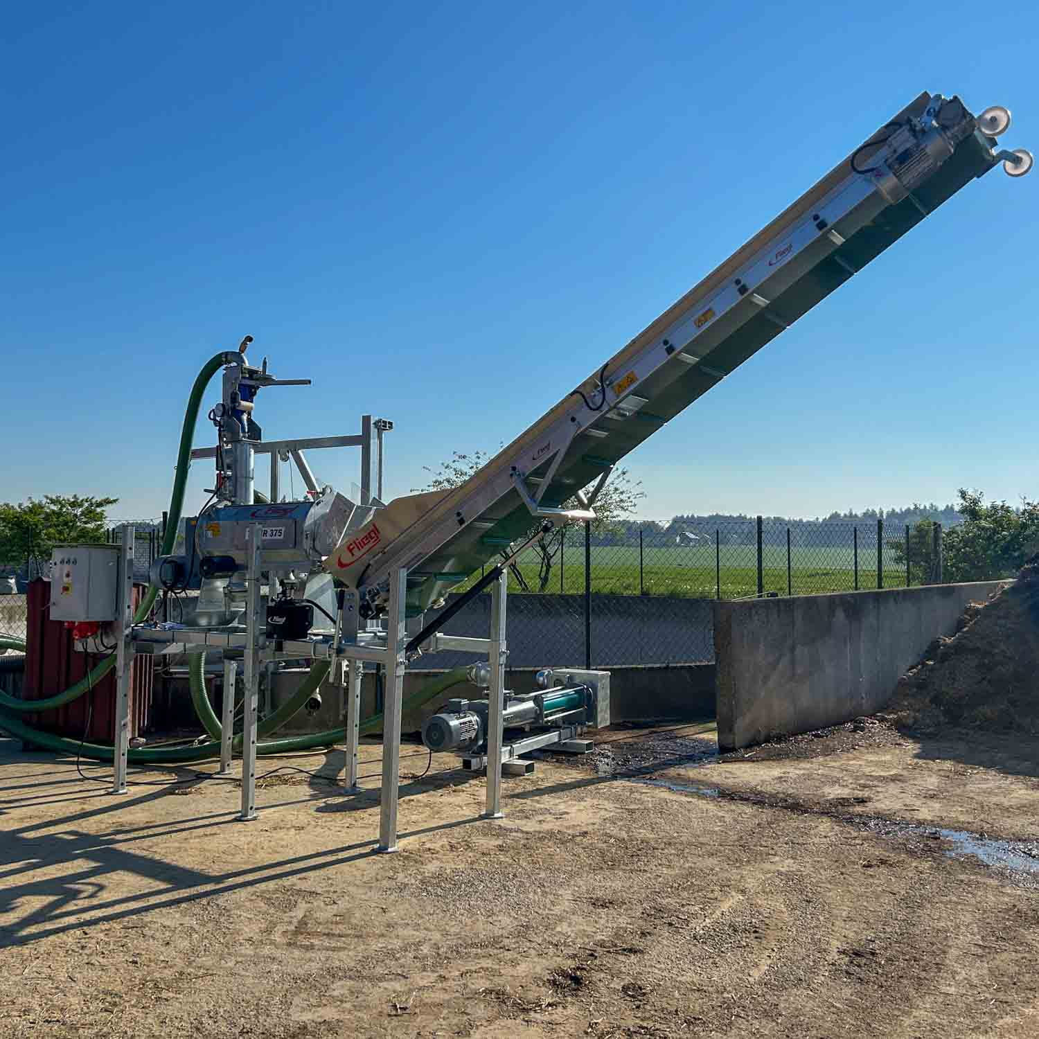 Fliegl Gülleseparator mit Exzenterschneckenpumpe – 40 m³/h Durchsatz
