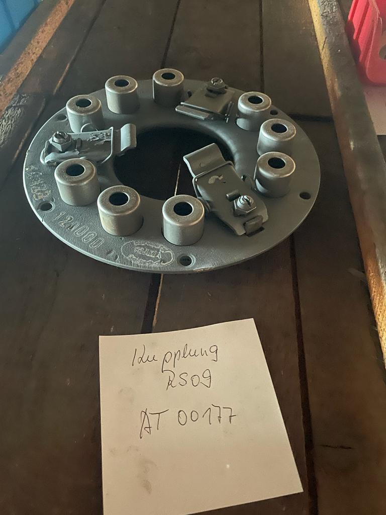 AT00177 RS09 Kupplung