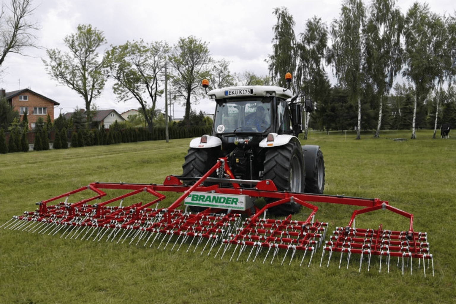 Wiesenstriegel 3,0 bis 12,0 m Arbeitsbreite | Grünlandstriegel mit Federzinken