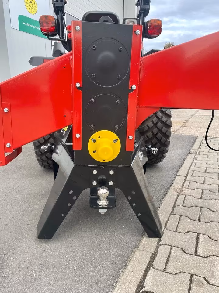 Remet CNC Holzhacker R120 Zapfwelle - bis 120mm Aststärke