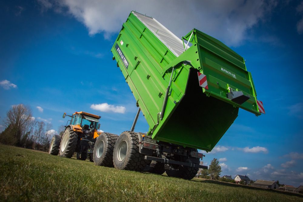 landwirtschaftlicher Anhänger, Grün, Lastwagenanhänger, Traktor mit Anhänger, Industriefahrzeug