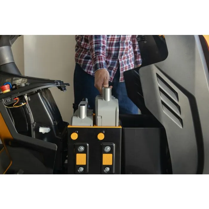STIGA Akku-Rasentraktor Estate 384e – 84 cm – 56V – 3,0 kW – Mulchkit & Anhängerkupplung – ohne Akku