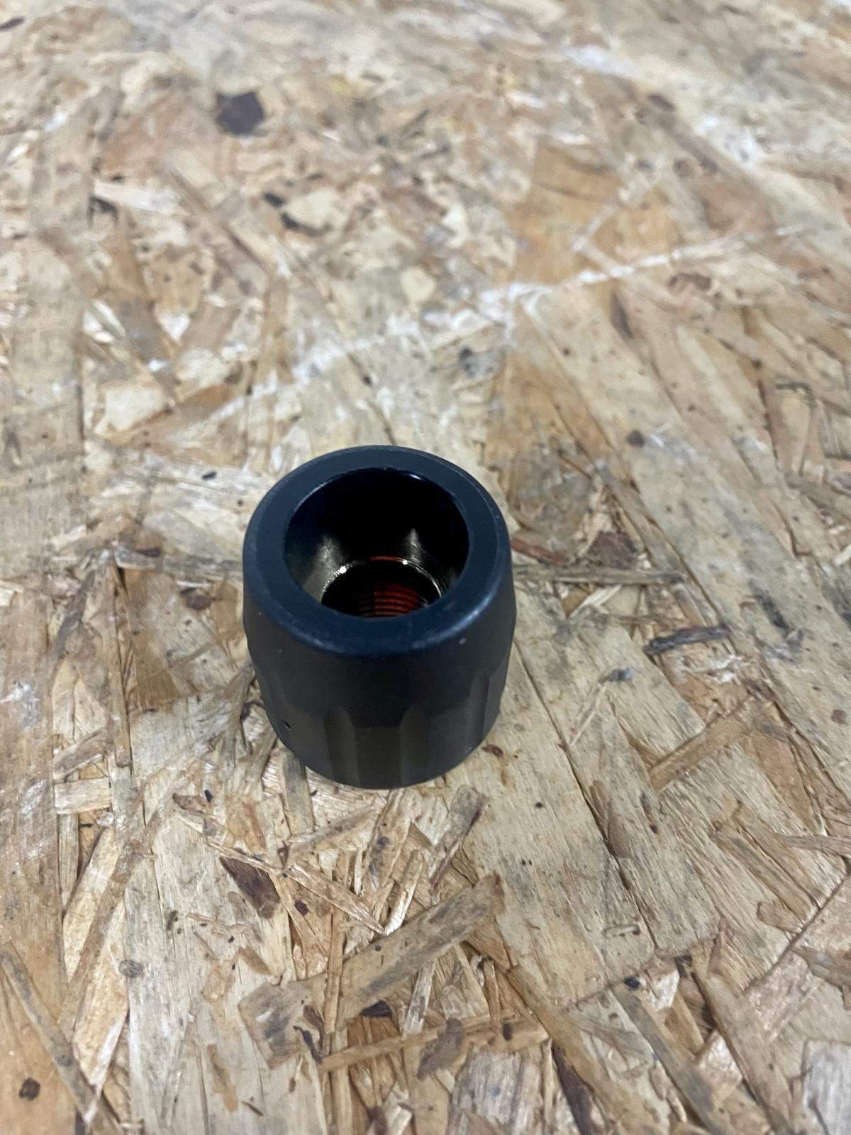 BL18207 Düsenschutzmutter M18x1,5IG - 6.415-277.0