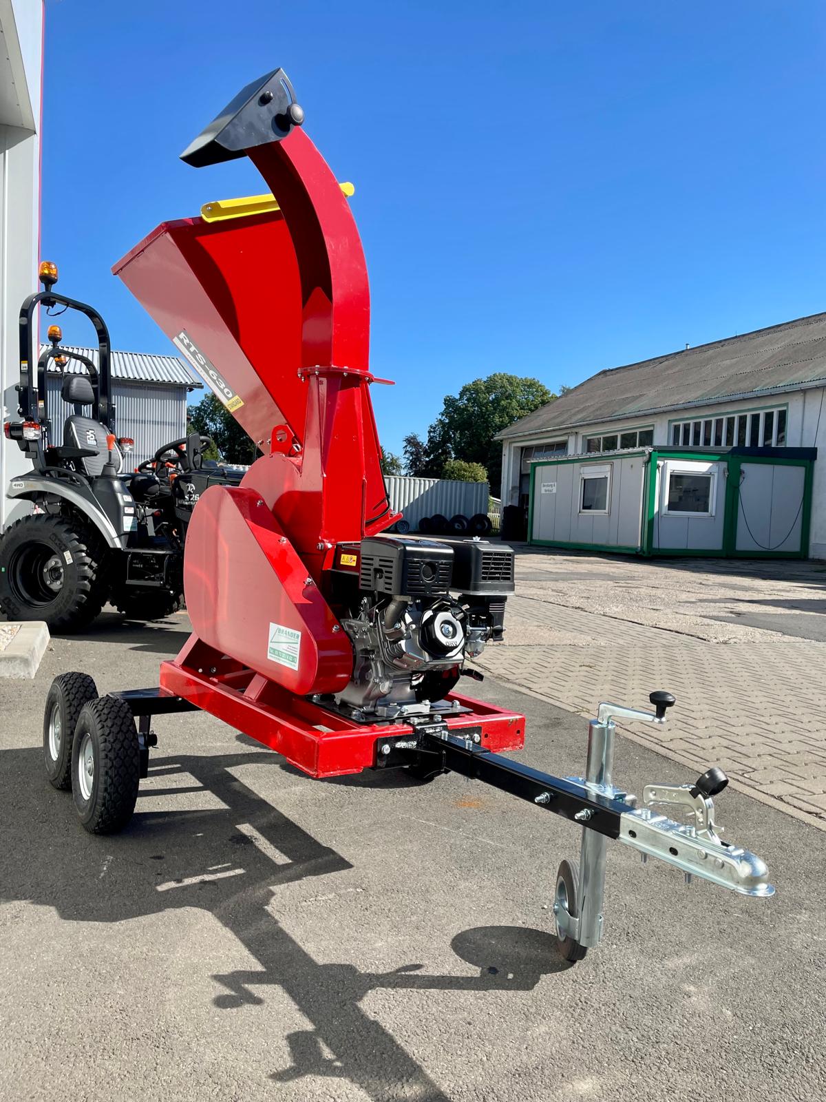 Remet RTS630 wood chipper, petrol engine, off-road – 100 mm disc chipper