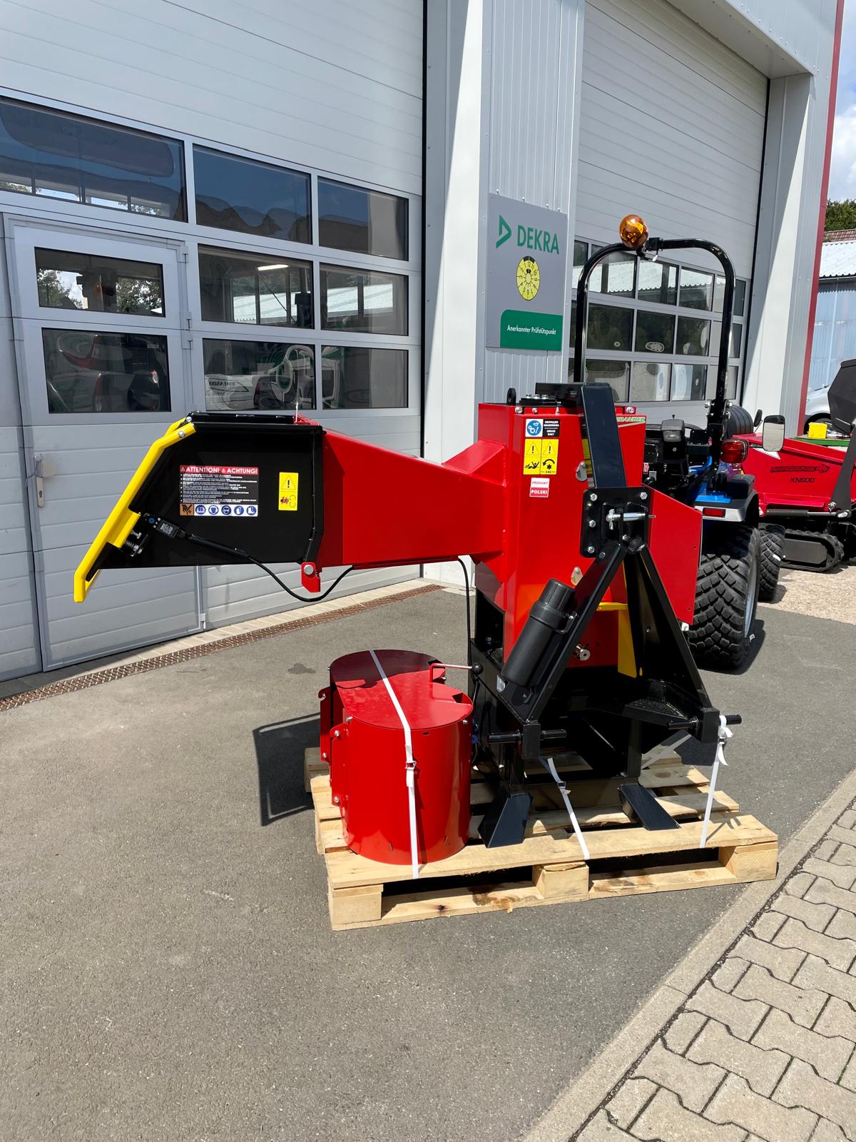 Remet CNC Holzhacker RP200 Zapfwelle | RED DRAGON Profi-Holzhacker bis 160 mm